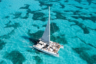 luxury catamaran isla mujeres